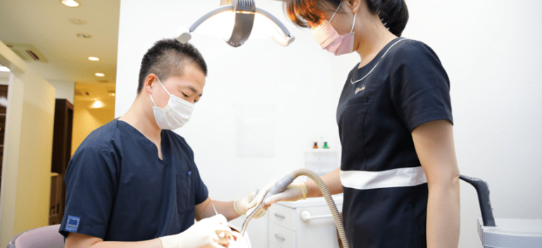 １：予防意識の高い歯科医院：歯科予防の提案と教育、定期的な歯科健診とクリーニング